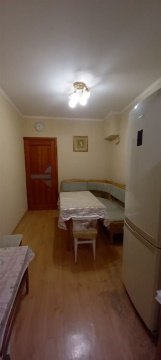 3-к квартира, 2/5 эт., 70м²