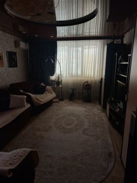 3-к квартира, 1/2 эт., 72м²