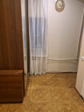 3-к квартира, 2/5 эт., 62м²