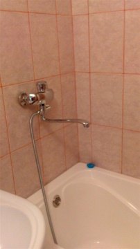 2-к квартира, 8/9 эт., 55м²