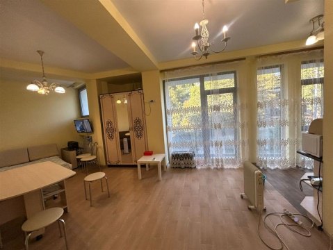 1-к квартира, 4/6 эт., 35м²